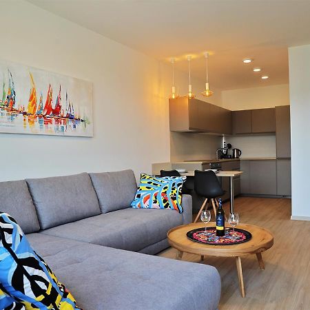 New Cozy 2 Room Pink Apartment Bratislava 058 Luaran gambar