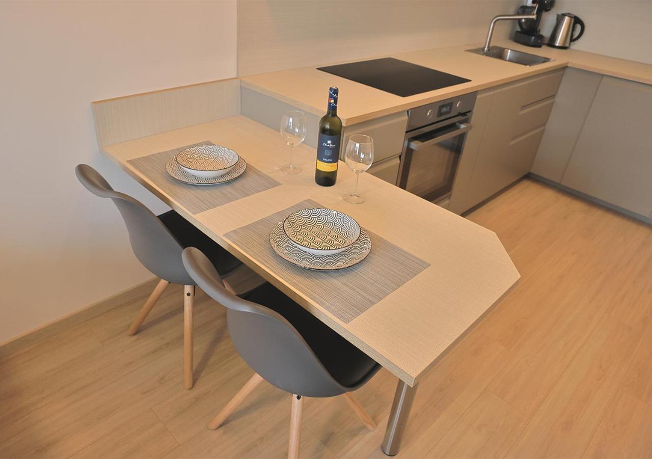 New Cozy 2 Room Pink Apartment Bratislava 058 Luaran gambar
